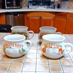 Vintage 1970 Soup Crock Bowls 4‎ & Recipes